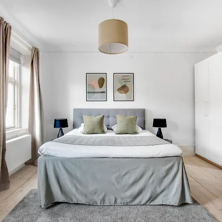 Sanders Stage - Endearing Three-bedroom Near Nyhavn * Copenaghen