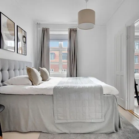 Sanders Stage - Endearing Three-bedroom Near Nyhavn Apartment *