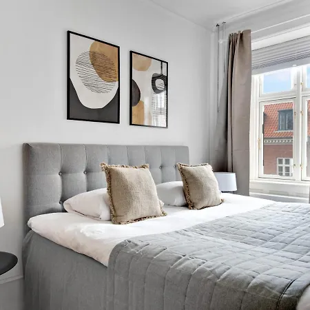 Sanders Stage - Endearing Three-bedroom Near Nyhavn Apartment *